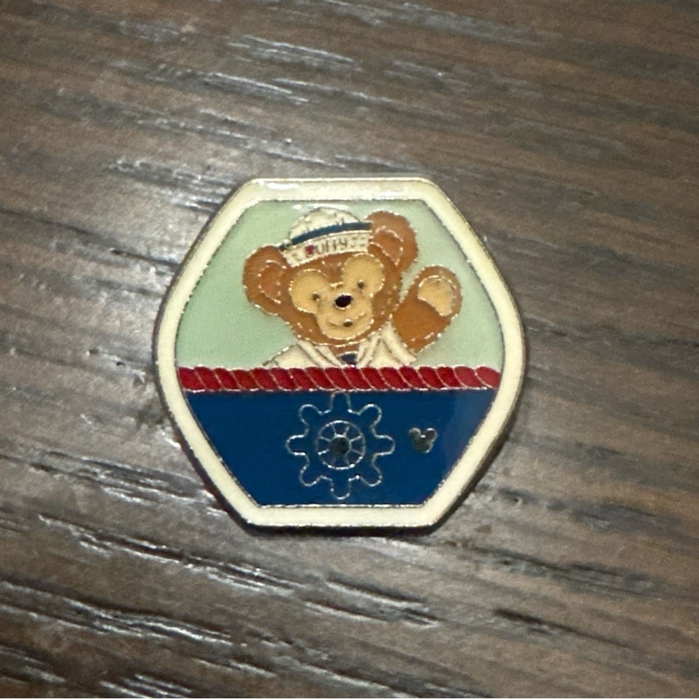 Disney Hong Kong Disneyland Duffy Hidden Mickey 2015 Completer Pin Sailor Pin